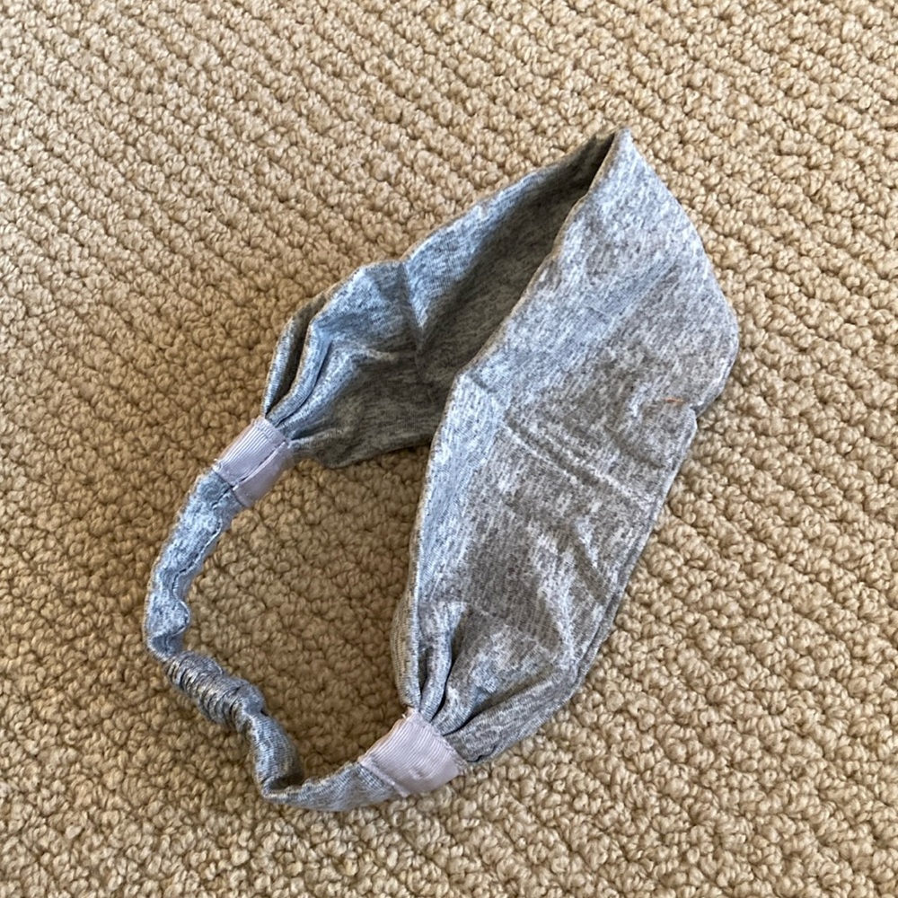 NEW Women’s Activewear Headband White Grey Heathered Stretchy One Size Athletic